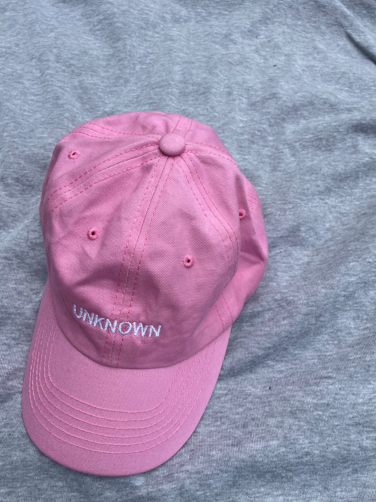 UNKNOWN Love Aura 💓