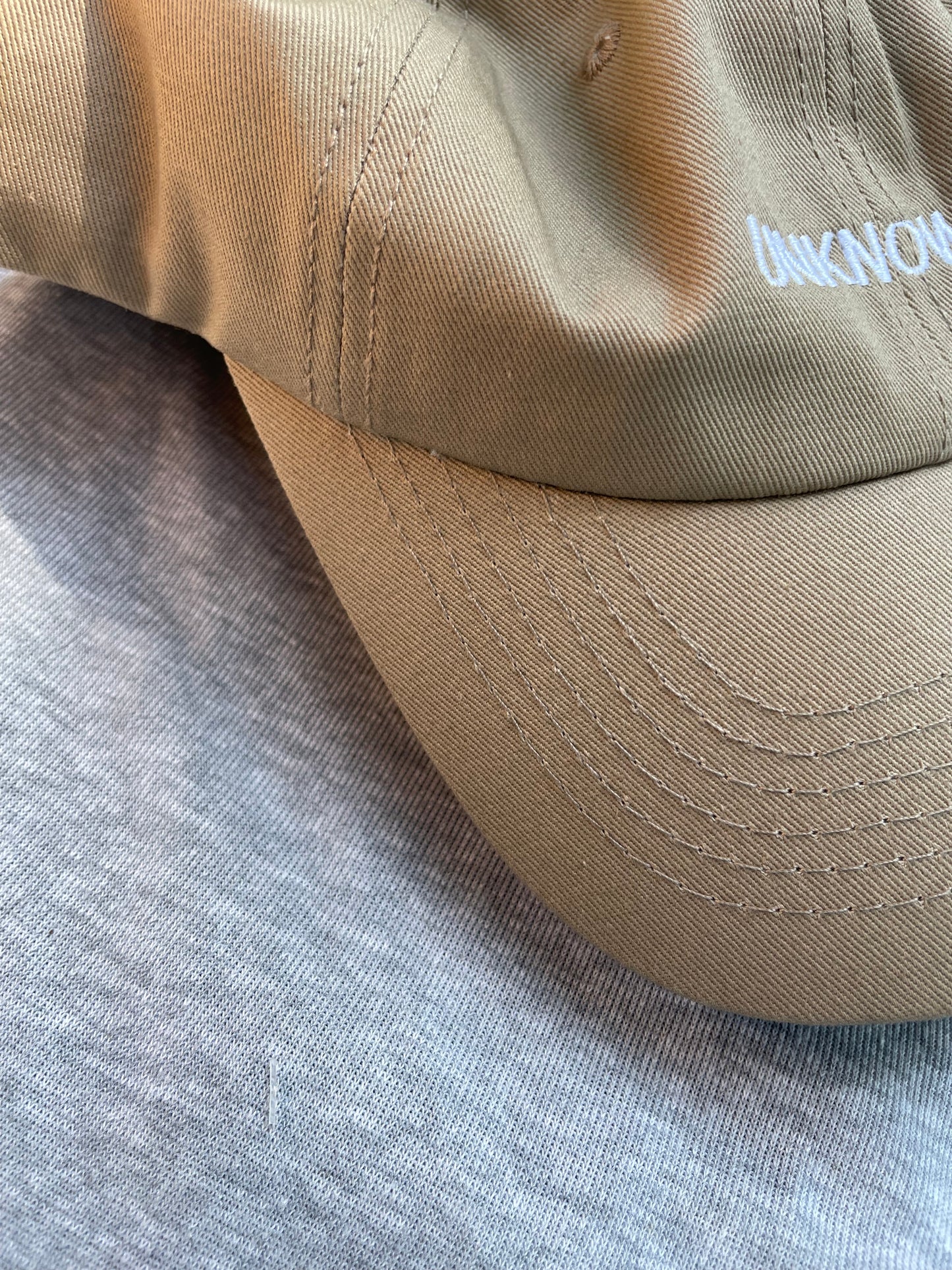 UNKNOWN Light Aura 💡